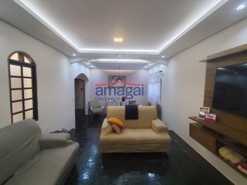 house em Avenida Presidente Humberto de Alencar Castelo Branco, Jardim Flórida - Jacareí - SP