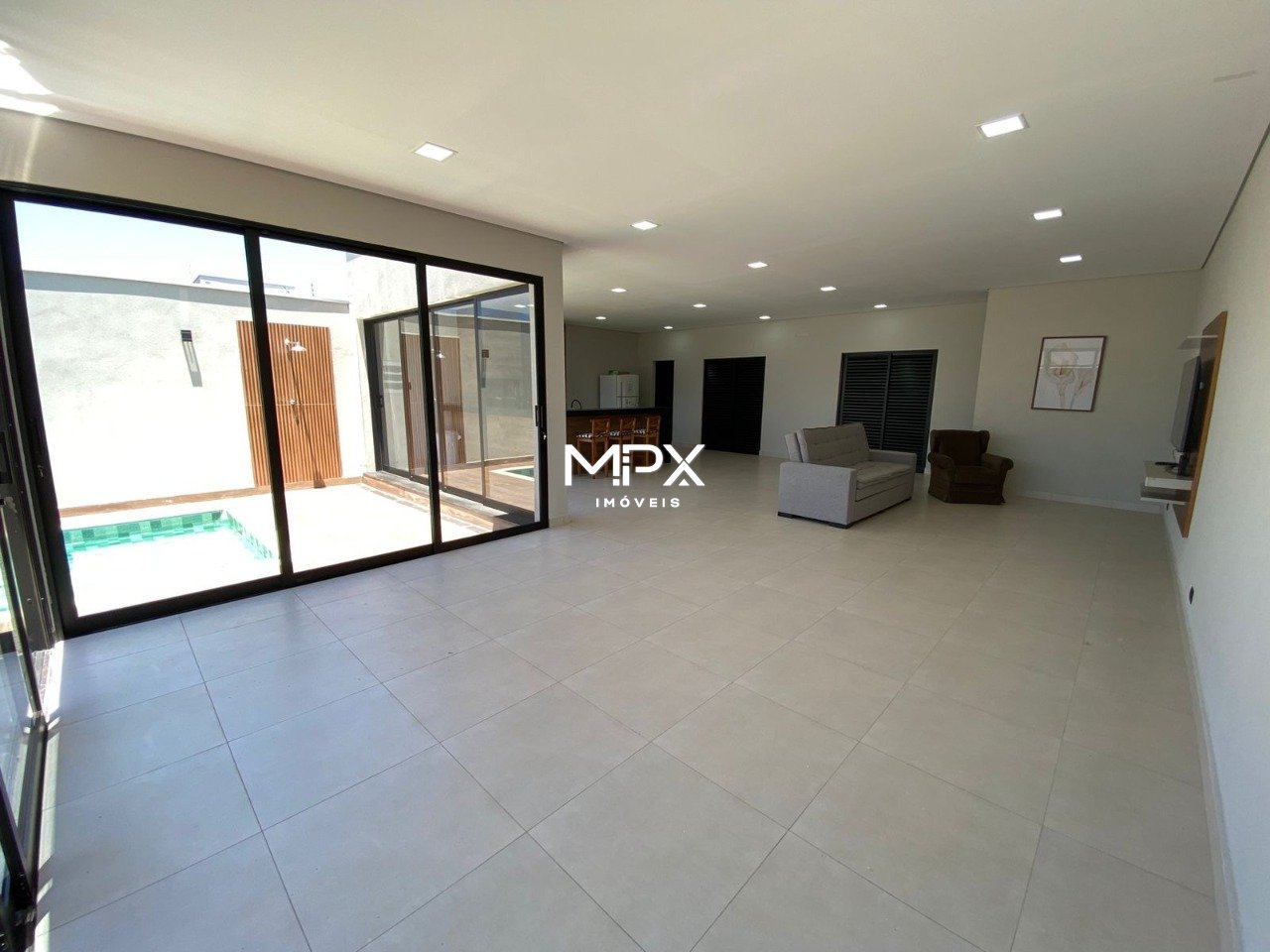 WhatsApp Image 2025-11-04 at 09.46