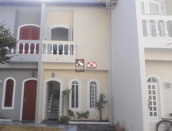 house em Rua José Vieira da Mota, Loteamento Balneário Camburi - Caraguatatuba - SP