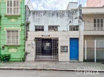 commercial_building em Rua Duque de Caxias, Centro Histórico - Porto Alegre - RS