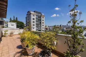 apartment em Avenida Iguassu, Petrópolis - Porto Alegre - RS