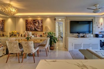 apartment em Rua Coronel Deusdedit Paiva Bueno, Cavalhada - Porto Alegre - RS