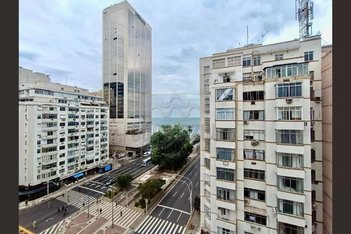 apartment em Avenida Nossa Senhora de Copacabana, Copacabana - Rio de Janeiro - RJ