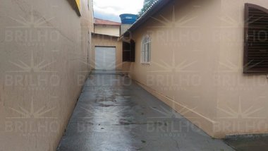 house em Avenida Comandante Sampaio, km 18 - Osasco - SP