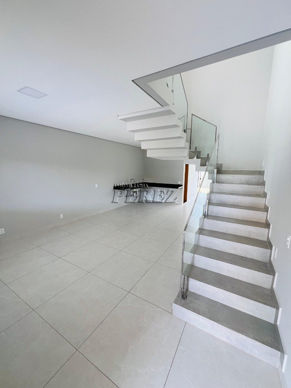 9e53d856-d628-4a91-b51a-0fc75a372a7a