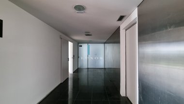 business em Avenida Raja Gabaglia, Santa Lúcia - Belo Horizonte - MG