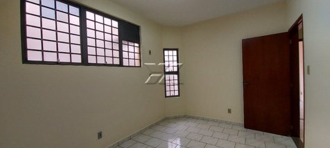 business em 04, Zona Central - Rio Claro - SP