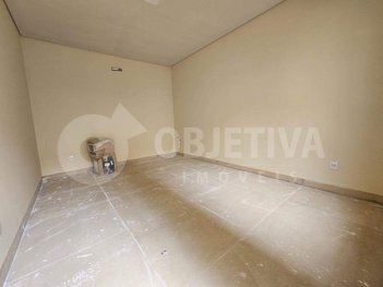 business em Rua Quintino Bocaiúva, Saraiva - Uberlândia - MG