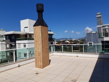 apartment em Rua Aroeira da Praia, Rio Tavares - Florianópolis - SC