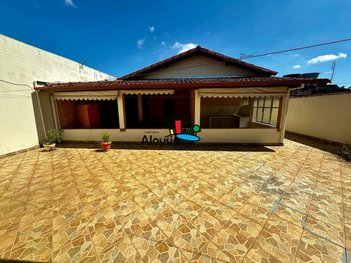 house em Rua Benedito Valadares, Centro - Sete Lagoas - MG
