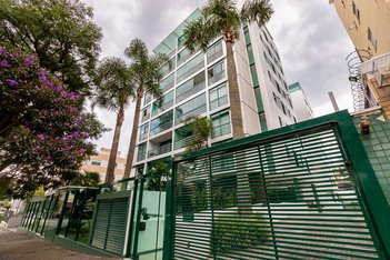 apartment em Rua Padre Anchieta, Mercês - Curitiba - PR