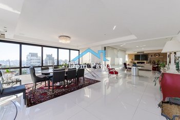apartment em Avenida Coronel Lucas de Oliveira, Boa Vista - Porto Alegre - RS