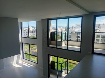 apartment em Rua dos Polvos, Jurerê - Florianópolis - SC