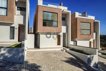 house em Rua Romelândia, Jardim Ana Estela - Carapicuíba - SP