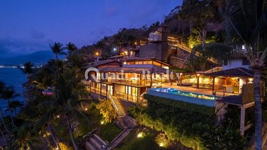 house em Avenida Brasil, Jabaquara - Ilhabela - SP