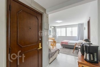 apartment em Rua Duque de Caxias, Centro Histórico - Porto Alegre - RS