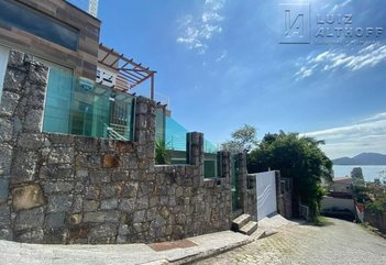 house em Eduardo Nicolich, Agronômica - Florianópolis - SC