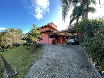 house em Rodovia Doutor Antônio Luiz Moura Gonzaga, Rio Tavares - Florianópolis - SC