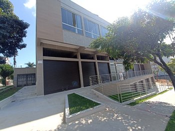 business em dos Rouxinois, Cabral - Contagem - MG