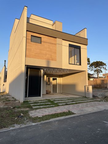 house em Rua Manoel Martins, Costeira - São José dos Pinhais - PR