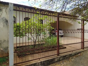 house em Rua Engenheiro Omar Rupp, Jardim Londrilar - Londrina - PR
