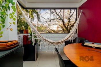 apartment em Rua Dona Adda Mascarenhas de Moraes, Jardim Itu - Porto Alegre - RS