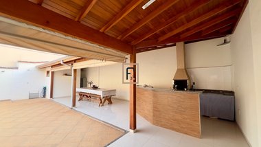 house em Rua Paulo Barros Whitaker, Jardim Chico Piscina - Mococa - SP