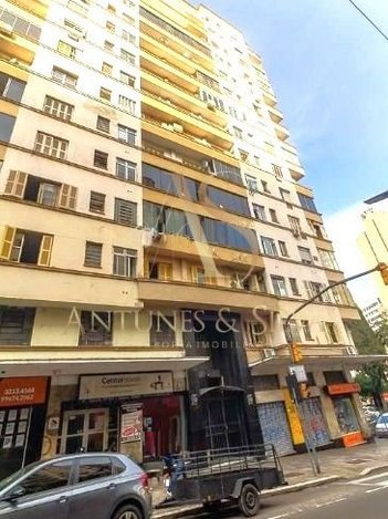 apartment em Avenida Borges de Medeiros, Centro Histórico - Porto Alegre - RS