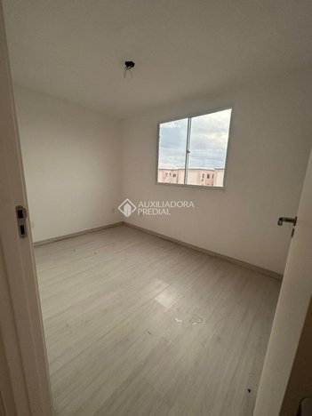 apartment em Avenida Souza Melo, Sarandi - Porto Alegre - RS