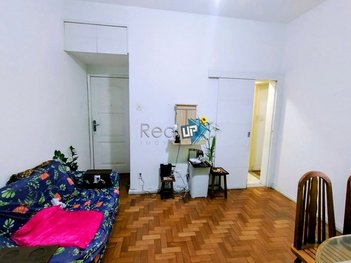 apartment em Avenida Nossa Senhora de Copacabana, Copacabana - Rio de Janeiro - RJ