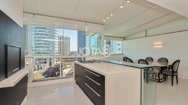 apartment em Rua Monsenhor Ivo Zanlorenzi, Mossunguê - Curitiba - PR