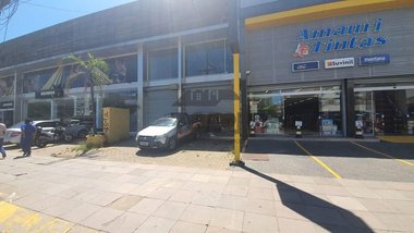 business em Avenida Benjamin Constant, São João - Porto Alegre - RS