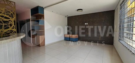 office em Praça Clarinda de Freitas, Presidente Roosevelt - Uberlândia - MG