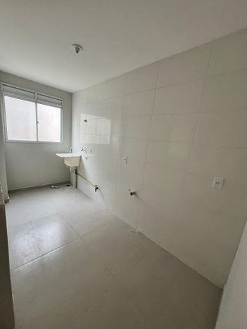 apartment em Avenida Prefeito Milton Ribeiro Menezes, Conjunto Habitacional Doutor Farid Libos - Londrina - PR