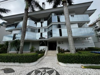 apartment em Rua das Algas, Jurerê - Florianópolis - SC