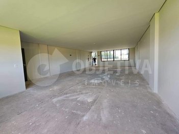 office em Avenida Presidente Médici, Morada da Colina - Uberlândia - MG