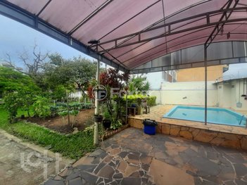 house em Rua Fernando Strehlau, Jardim Itu - Porto Alegre - RS