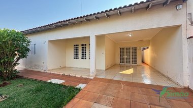 house em Avenida Severino Pedro Troian, Centro - Nova Londrina - PR