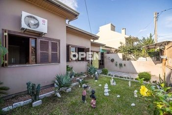 house em Rua Visconde de Taunay, Harmonia - Canoas - RS