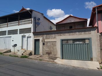 house em Rua Álvaro Ferreira Cardoso, Cardoso (Barreiro) - Belo Horizonte - MG