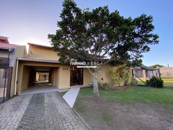 house em Rua Ibirapuitã, Centro - Xangri-Lá - RS