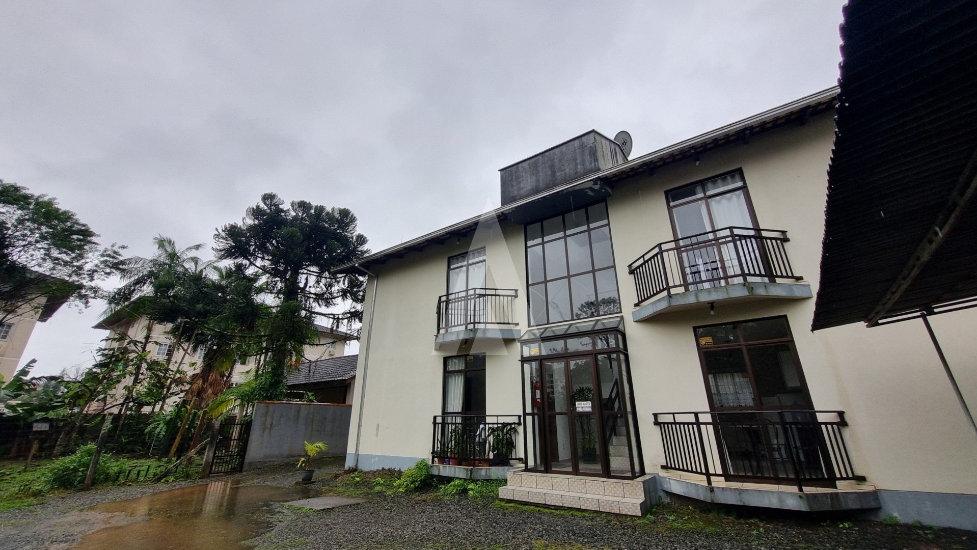 FACHADA 2