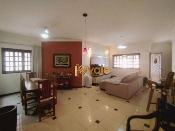house em Avenida Jarbas Porto de Mattos, Jardim Santa Maria - Jacareí - SP