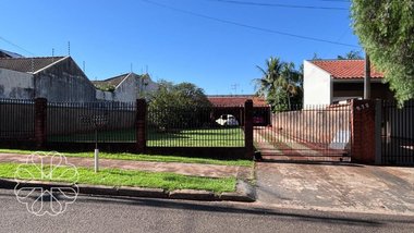 house em Rua Pioneiro Benjamin Fernandes Dias, Jardim Iguaçu - Maringá - PR