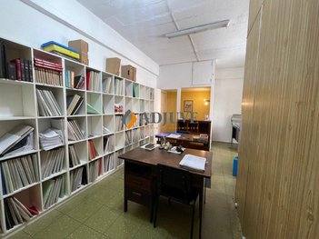 office em Travessa Vereador Prudente Aguiar, Centro - Petrópolis - RJ