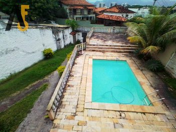 house em Rua Alto Alegre, Pechincha - Rio de Janeiro - RJ