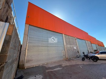 industrial em Rua São Vicente, Vila Santo Antônio - Cotia - SP