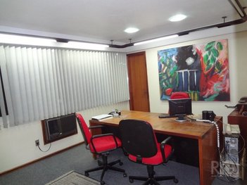 office em Anita Garibaldi, Mont Serrat - Porto Alegre - RS