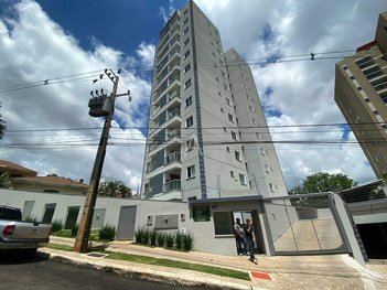 apartment em Rua Antônio Alves Massaneiro, Centro - Cascavel - PR