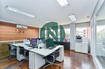 office em Rua Jandiatuba, Vila Andrade - São Paulo - SP